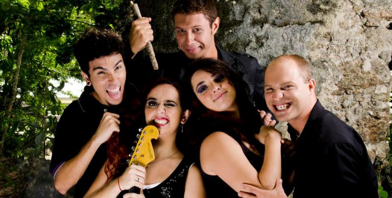 Sarau Alternativo acontece neste sabado