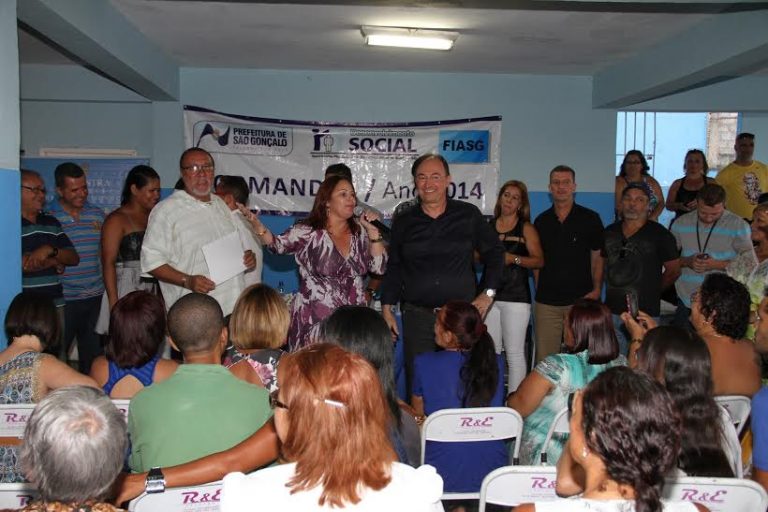 Mais 200 alunos se formam em São Gonçalo