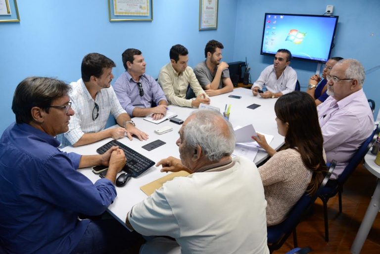 Executivo de SG realiza reunião para discutir Acessibilidade (Foto: Girley Oliveira)