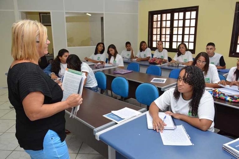 Itaboraí tem mais de 1.300 vagas para cursos de capacitação de jovens