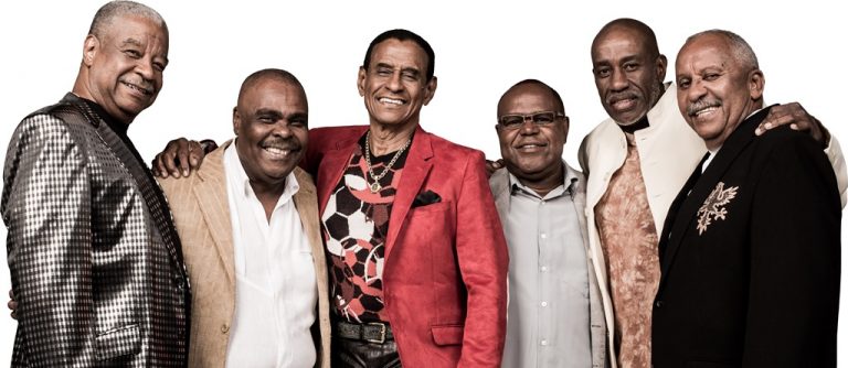 Fundo de Quintal, Neguinho da Beija-Flor e Trio Ternura são algumas das atrações do Carnaval de Maricá
