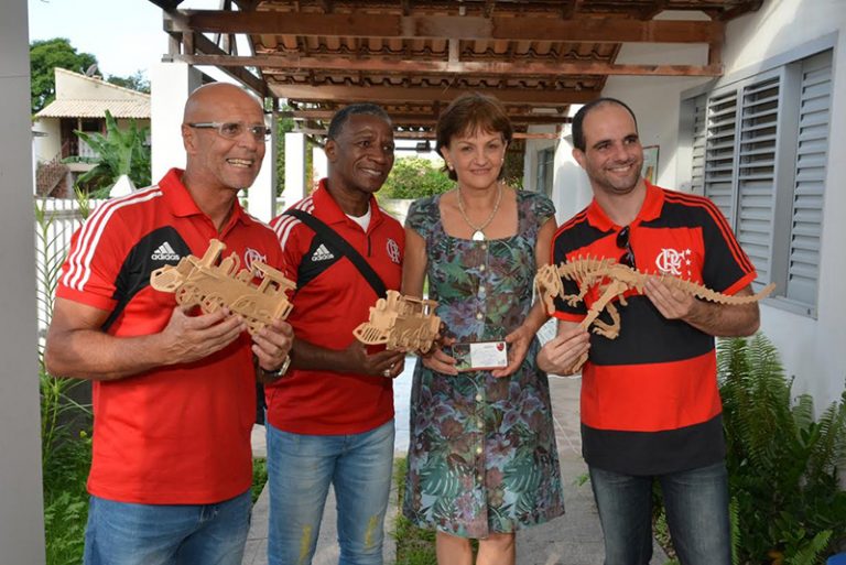 Autistas recebem craques do Flamengo em Itaboraí