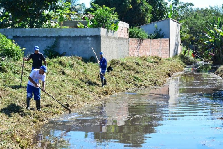 Itaboraí: Prefeitura realiza manutenção e limpeza em vários bairros da cidade