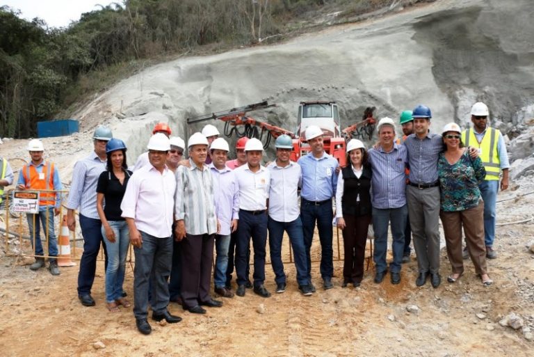 obras transoceanica