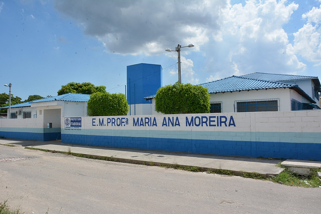 escola incendiada