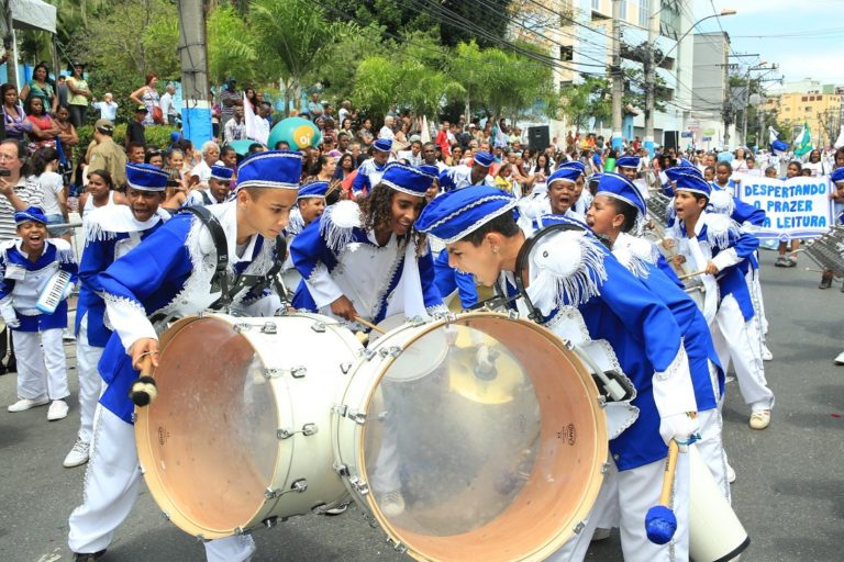 Desfile civico e militar pelos 126 anos de SG  (1)