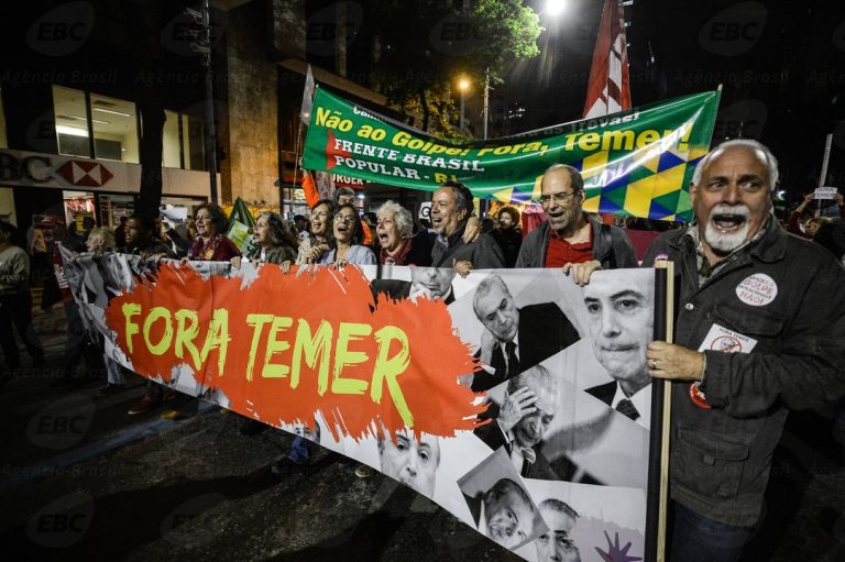 fora temer