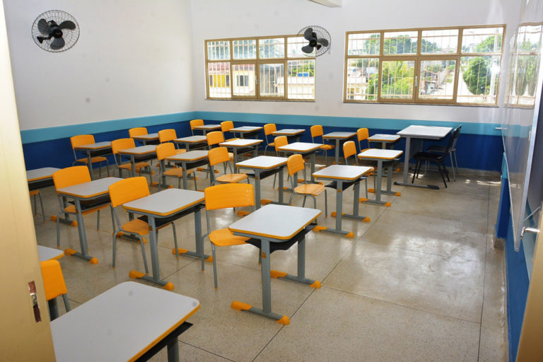ESCOLA2