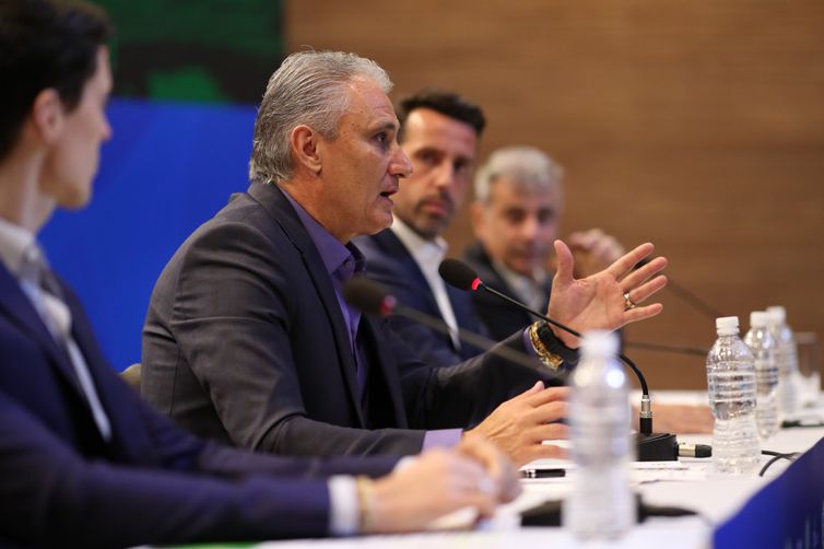 tite_convocacao