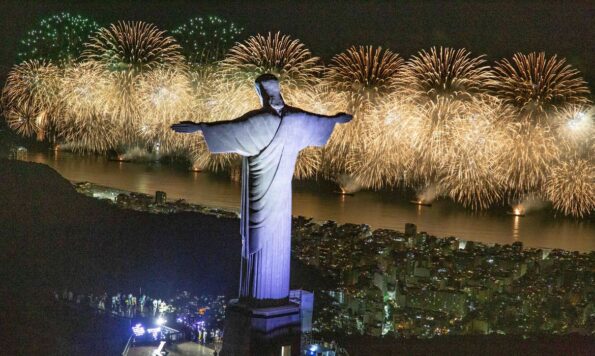 Rio: 3 milhões de pessoas celebram a chegada de 2023 / Fernando Maia / RioTur