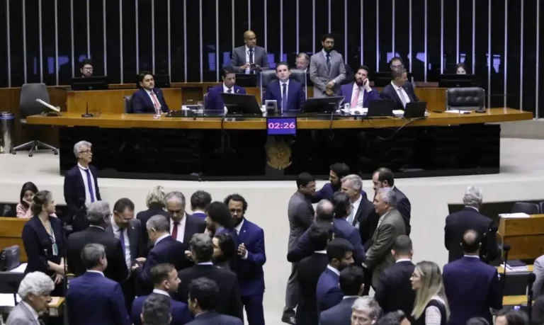 camara_aprova_texto-base_do_pl_antifaccao_-_kayo_magalhaes_-_camara_dos_deputados