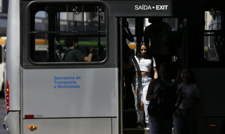 transporte-urbano_mcamgo_abr_09082023-11