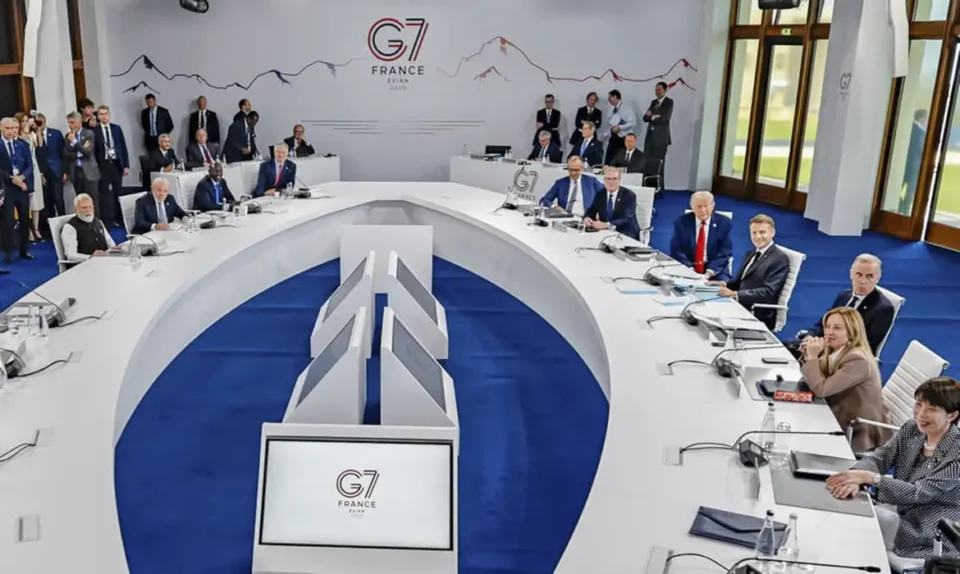g7
