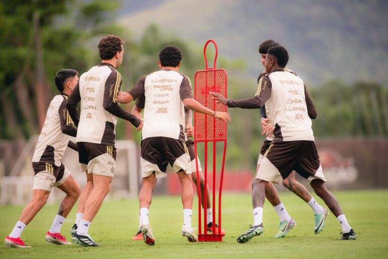 751378-TREINO NO NINHO 21-10-2026 - FOTO ADRIANO FONTES_FLAMENGO_16